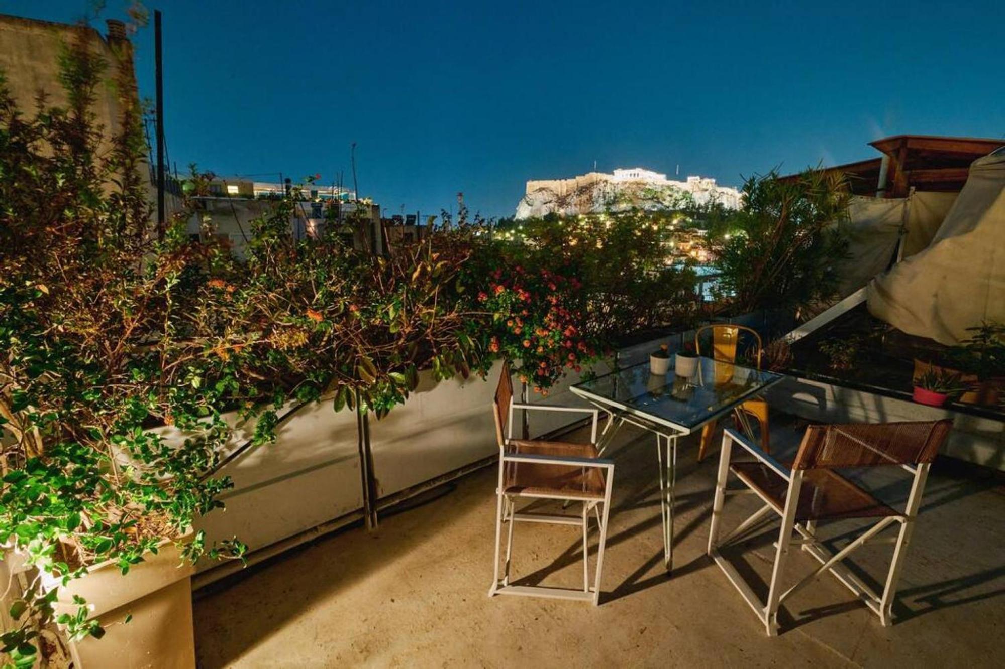 360 View In Roof Top Appartment With Patio Атина Екстериор снимка
